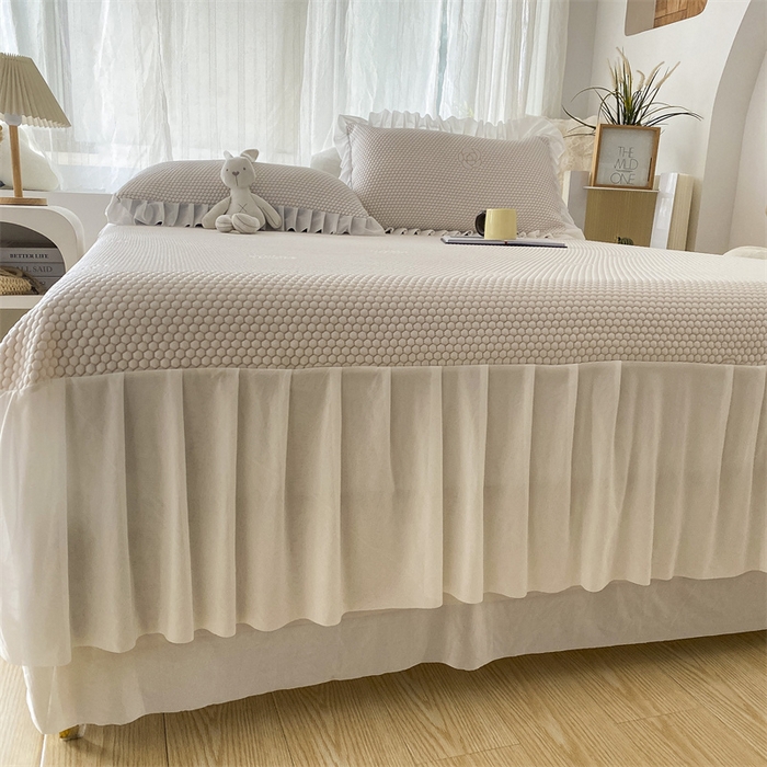 91家纺网 家纺一手货源 找家纺 2024新款抗菌凉豆豆提花床裙款凉席-花朵系列 冰豆豆花朵系列-床裙款 柠檬黄