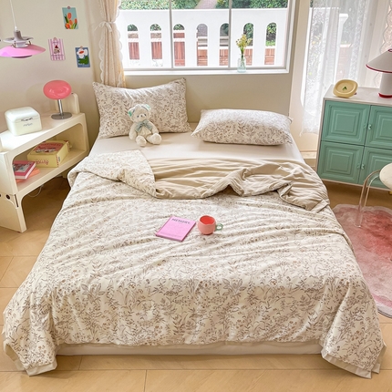 91家纺网 家纺一手货源 找家纺 （总）八方汇 2024新款A类全棉印花小清新夏被