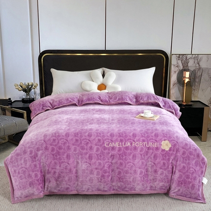 凤凰林毛毯 2024新款牛奶绒多功能毯-山茶花刺绣系列 山茶花-紫