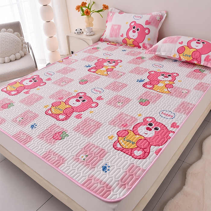 91家纺网 家纺一手货源 找家纺 床笠人家 2025新款全棉夹棉防水床垫 可爱熊