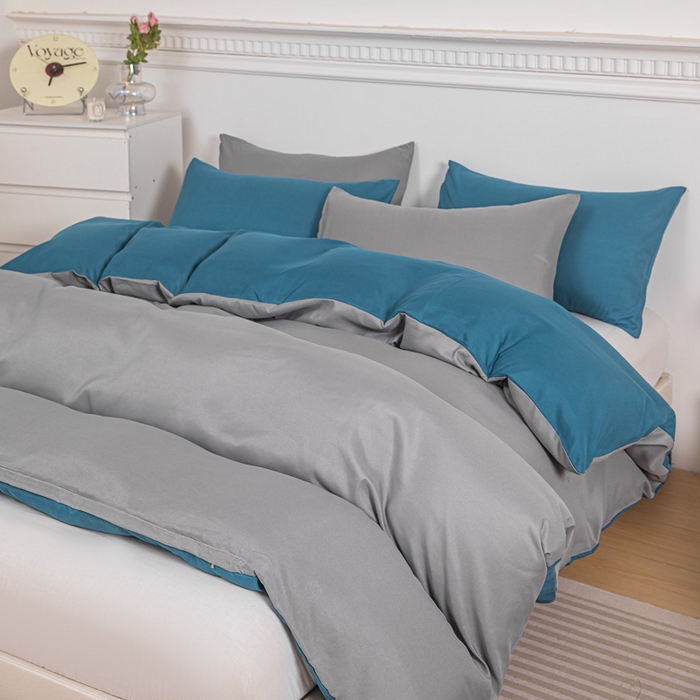 91家纺网 家纺一手货源 找家纺 莎臣豹 2025新款水洗棉磨毛纯色双拼简约风撞色四件套 浅灰爱上宝蓝