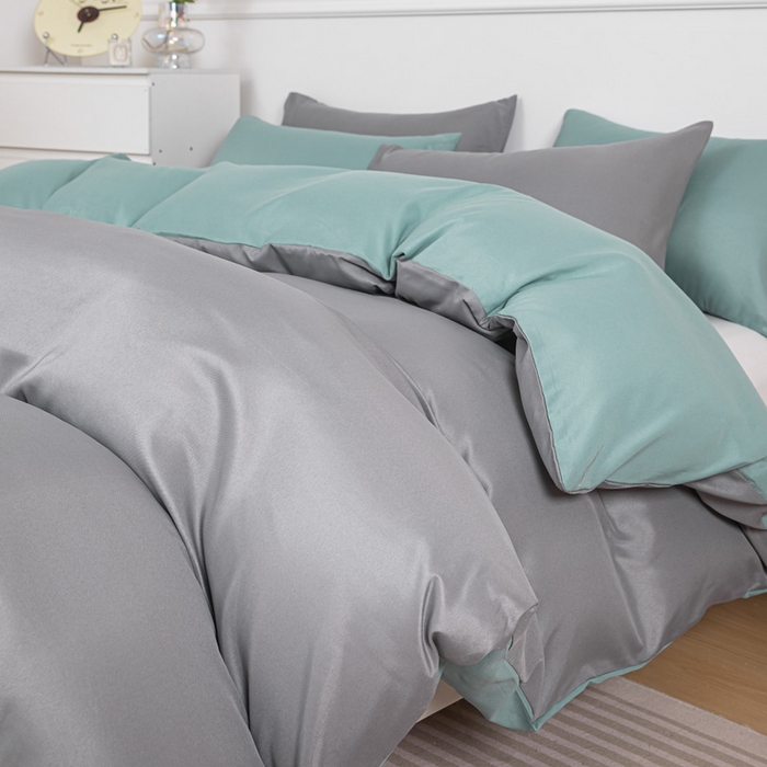 91家纺网 家纺一手货源 找家纺 莎臣豹 2025新款水洗棉磨毛纯色双拼简约风撞色四件套 浅灰爱上豆绿