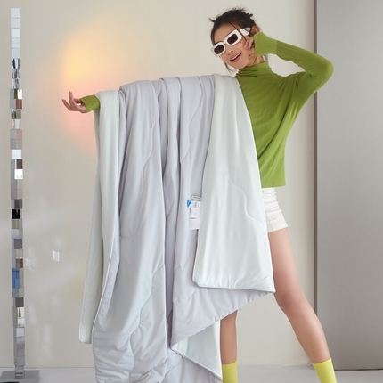 91家纺网 家纺一手货源 找家纺 （总）头等舱 2025新款3.0版凉感A类锦氨（160克）20大豆抗菌夏被（配礼盒）