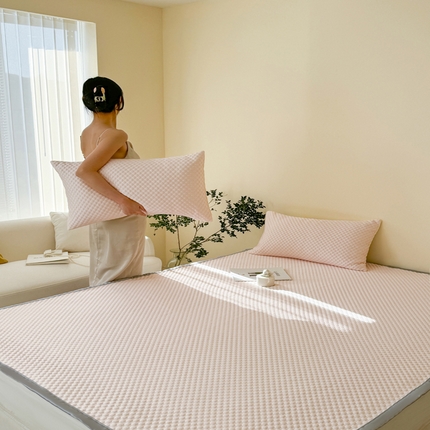 91家纺网 家纺一手货源 找家纺 （总）丹本 2025年新款豆豆席凉豆豆床笠凉席