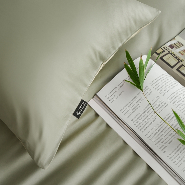 91家纺网 家纺一手货源 找家纺 安莱生活 2024新款100s长绒棉贡缎双拼四件套 木果-棕灰