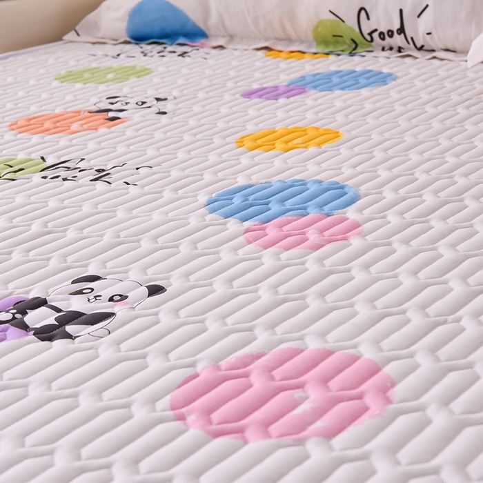 91家纺网 家纺一手货源 找家纺 床笠人家 2025新款全棉夹棉防水床垫 波点熊猫