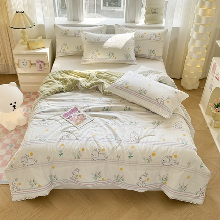 91家纺网 家纺一手货源 找家纺 慕尚家纺2025新款双层纱水洗夏被子被芯 粉黛小兔