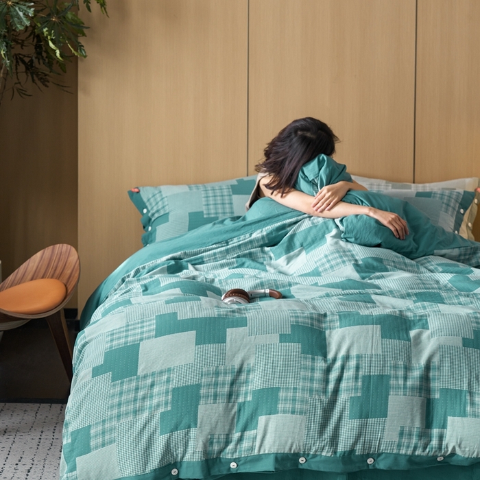 91家纺网 家纺一手货源 找家纺 安莱生活 2024年新品双层纱拼布田园纽扣款四件套 拼布田园纽扣款-乌兰