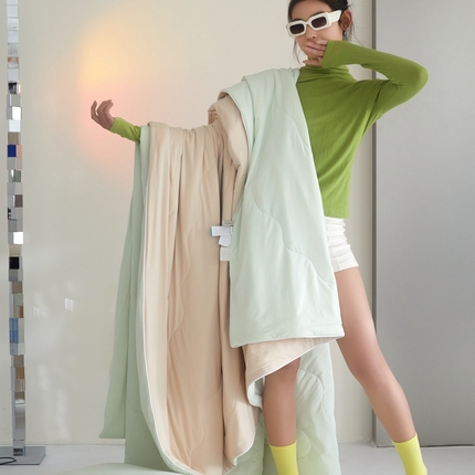 91家纺网 家纺一手货源 找家纺 （总）头等舱 2025新款3.0版凉感A类锦氨（160克）20大豆抗菌夏被（配礼盒）