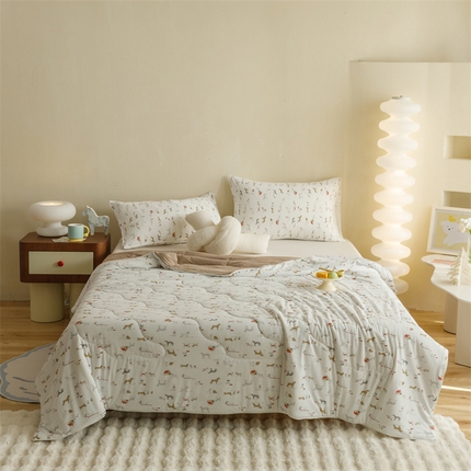 91家纺网 家纺一手货源 找家纺 有货 2024新款中北欧风锦氨凉感被 101斑点狗