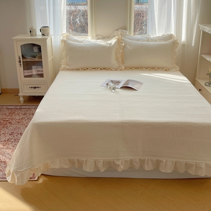 十里居 2024新款水洗棉纯色韩版花边夹棉床盖三件套 浅米