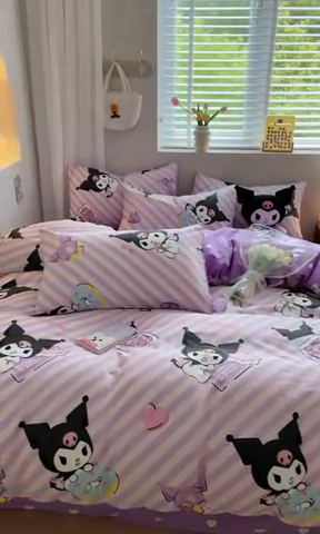 91家纺网 家纺一手货源 找家纺 博雅 2024新款全棉三丽鸥AB版活性印花四件套 条纹库洛米