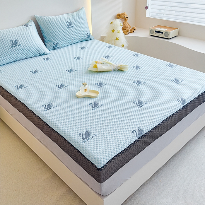 91家纺网 家纺一手货源 找家纺 邦妮家纺 2024新款A类凉感丝床笠凉席床垫30公分内可用 动物乐园-橄榄绿