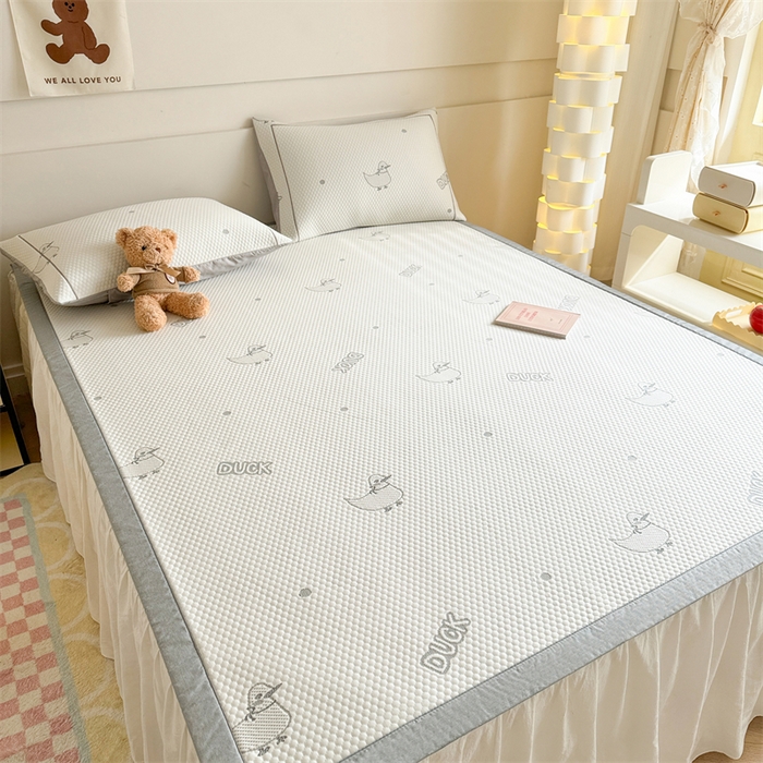 91家纺网 家纺一手货源 找家纺 慕尚家纺 2025新款卡通凉豆豆凉感冰丝席凉席 床席款-小鸭