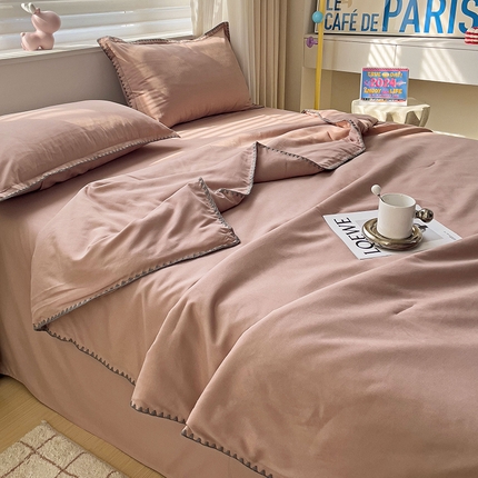 91家纺网 家纺一手货源 找家纺 春光里 2024新款三角针贝壳绣纯色夏被