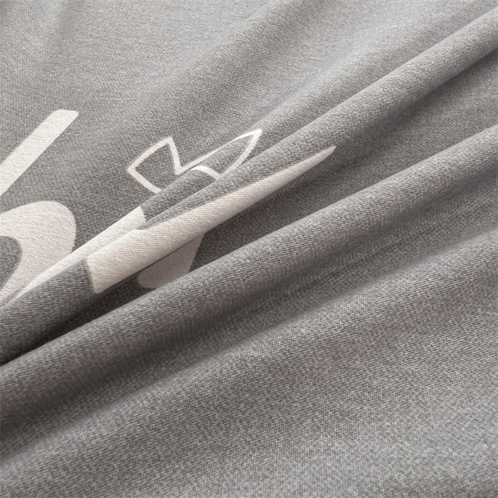 91家纺网 家纺一手货源 找家纺 简约 2025新款全棉四件套活性生态磨毛四件套 小皇冠-米灰