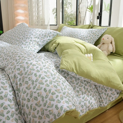 91家纺网 家纺一手货源 找家纺 圣靓家纺 2025新款提花泡泡棉泡泡纱四件套 雨后初夏