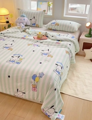 91家纺网 家纺一手货源 找家纺 DS-2025新款儿童卡通三丽鸥正版授权A类针织棉夏被系列 气球帕恰狗