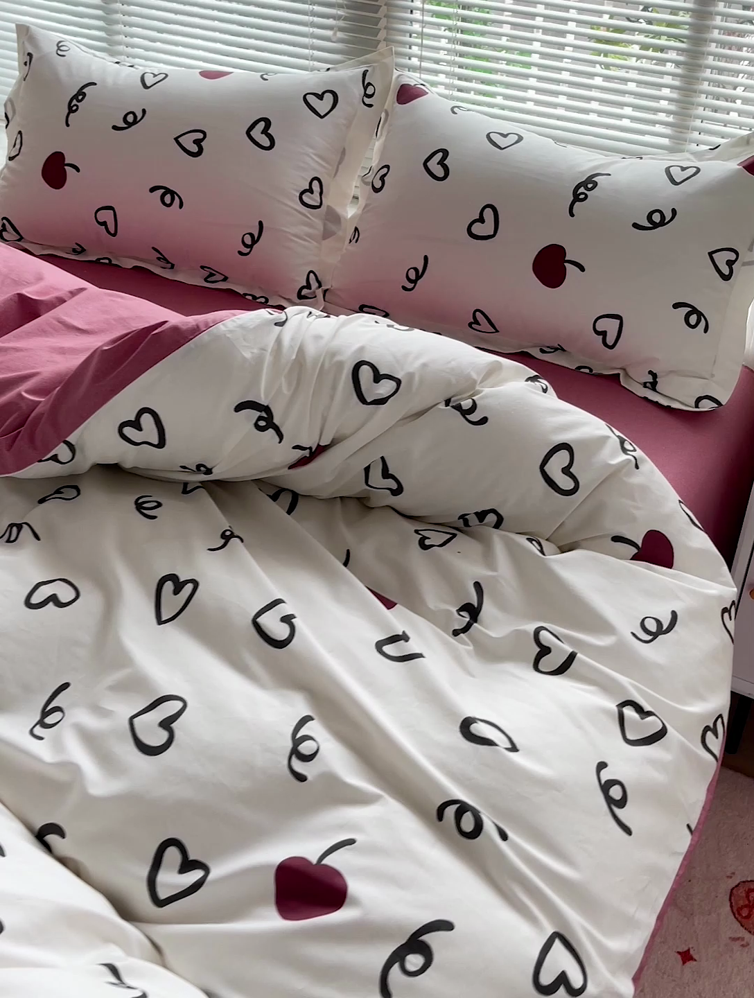 91家纺网 家纺一手货源 找家纺 大柏树 2025新款全棉13376印花四件套系列（可定制）-床单四件套 比心-红