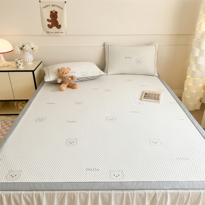 91家纺网 家纺一手货源 找家纺 慕尚家纺 2025新款卡通凉豆豆凉感冰丝席凉席 床席款-小熊