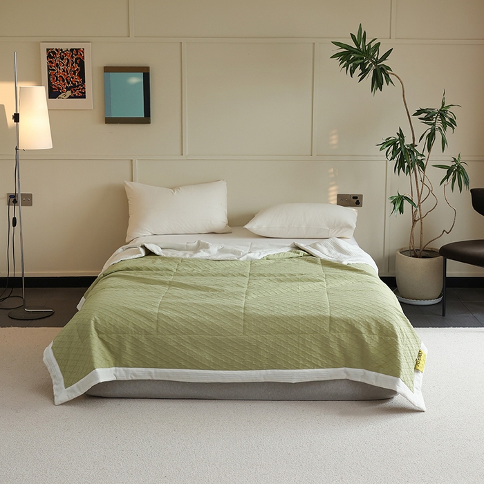 91家纺网 家纺一手货源 找家纺 觉物 2024新款肌理凉感水洗抗菌夏被 绿野仙踪