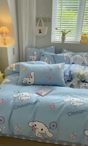 91家纺网 家纺一手货源 找家纺 博雅 2024新款全棉三丽鸥AB版活性印花四件套 甜品玉桂狗