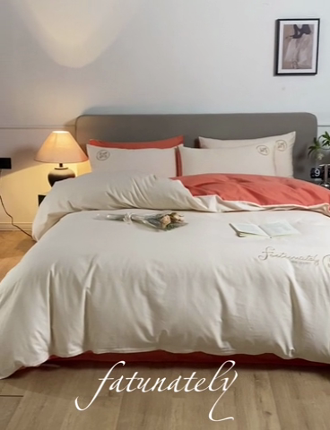 91家纺网 家纺一手货源 找家纺 梵克保罗 2024新款全棉轻奢纯色双拼刺绣四件套 米黄橙