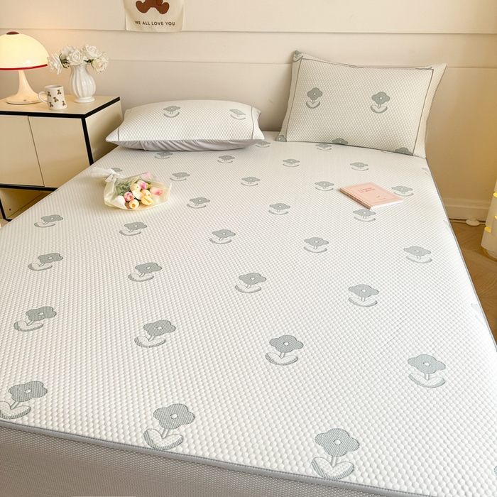 91家纺网 家纺一手货源 找家纺 慕尚家纺 2025新款卡通凉豆豆凉感冰丝席凉席 床笠款-四叶草