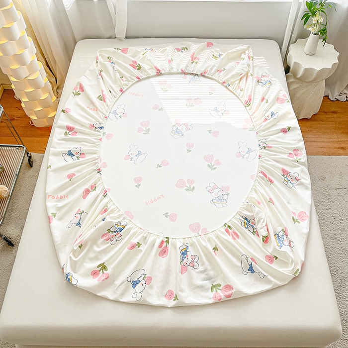 91家纺网 家纺一手货源 找家纺 涵宸家纺 2024新款全棉小清新印花单品套件--单床笠 床笠-花丛兔