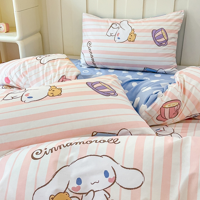 91家纺网 家纺一手货源 找家纺 博雅 2024新款全棉三丽鸥AB版活性印花四件套 休闲玉桂狗