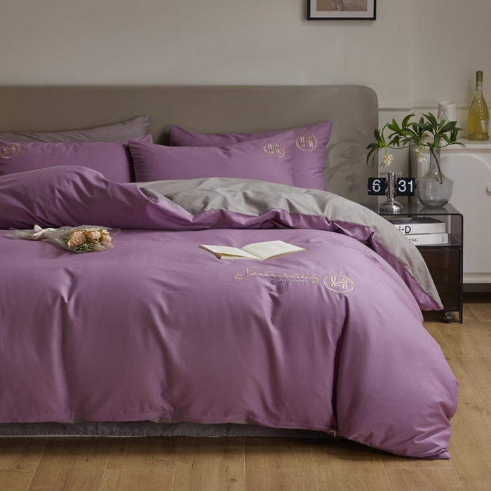 91家纺网 家纺一手货源 找家纺 梵克保罗 2024新款全棉轻奢纯色双拼刺绣四件套 迷情紫