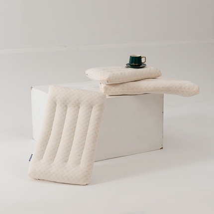 91家纺网 家纺一手货源 找家纺 亦帆枕芯 2024新款枕芯 超柔泡泡水立方低枕头枕芯48*74cm/个 超柔泡泡水立方低枕头