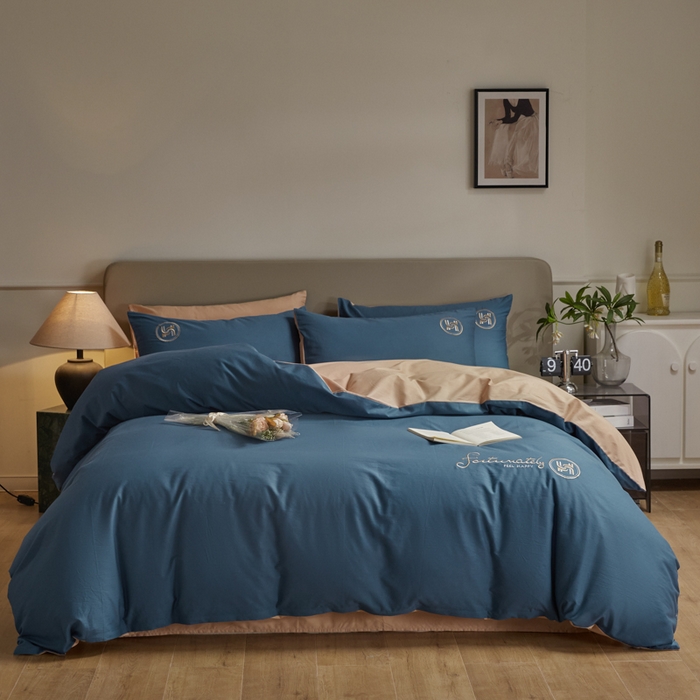 91家纺网 家纺一手货源 找家纺 梵克保罗 2024新款全棉轻奢纯色双拼刺绣四件套 深蓝色