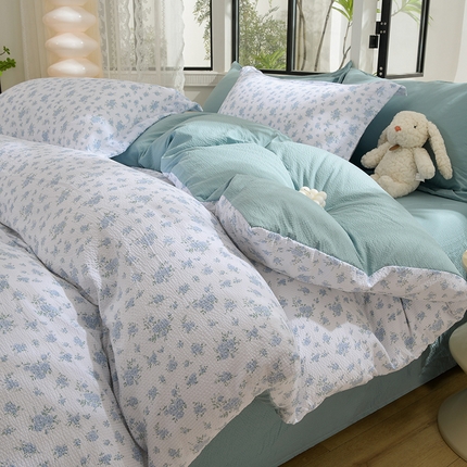 91家纺网 家纺一手货源 找家纺 圣靓家纺 2025新款提花泡泡棉泡泡纱四件套 蓝色海洋