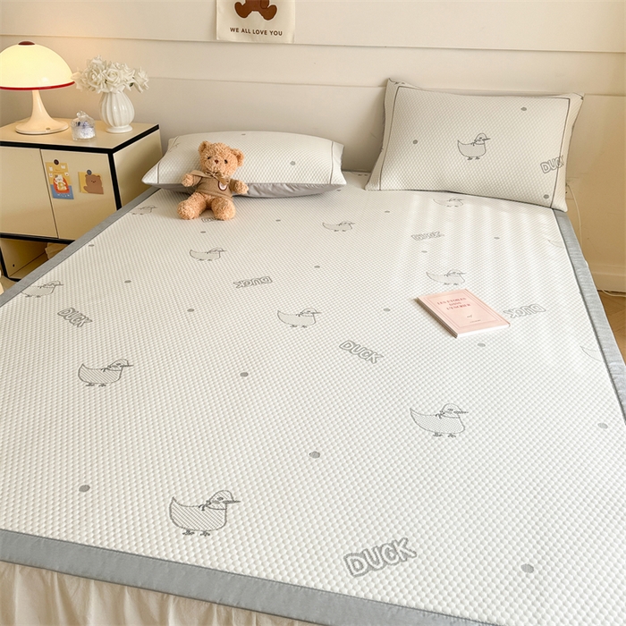 91家纺网 家纺一手货源 找家纺 慕尚家纺 2025新款卡通凉豆豆凉感冰丝席凉席 床席款-小鸭