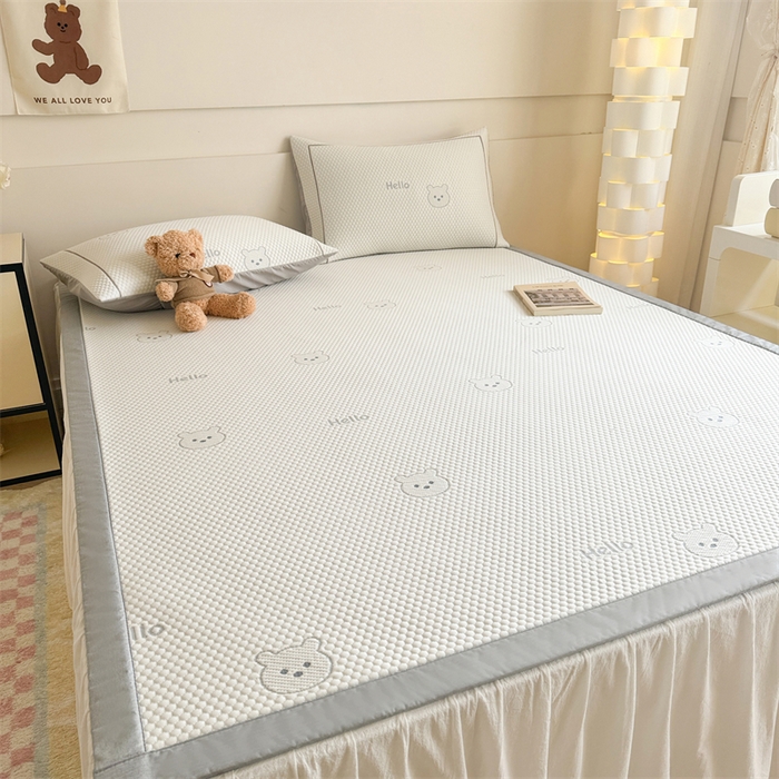 91家纺网 家纺一手货源 找家纺 慕尚家纺 2025新款卡通凉豆豆凉感冰丝席凉席 床席款-小熊