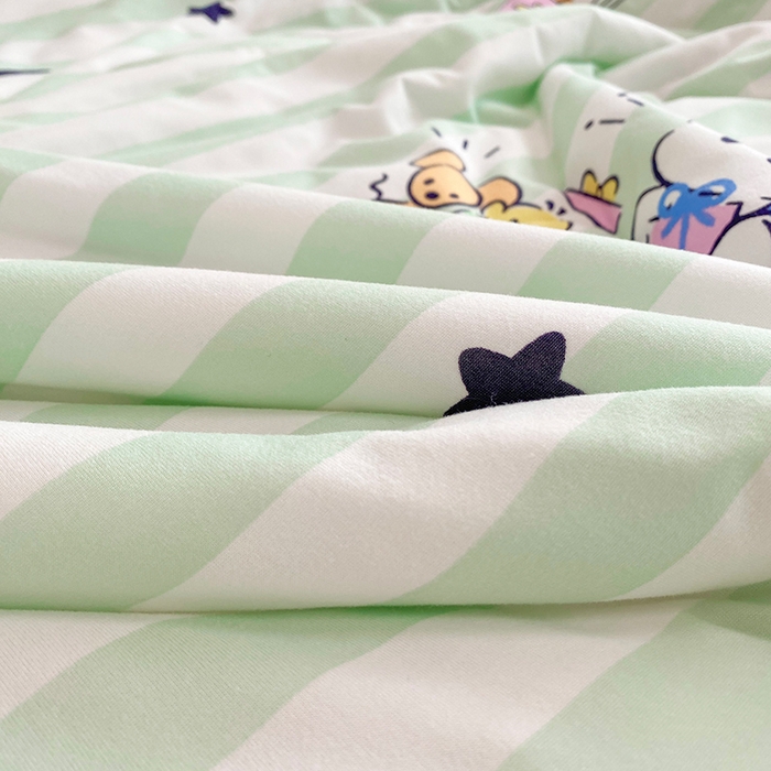 91家纺网 家纺一手货源 找家纺 DS-2025新款儿童卡通三丽鸥正版授权A类针织棉夏被系列 气球帕恰狗