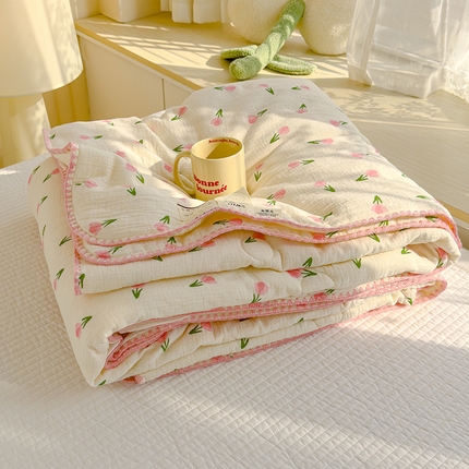 91家纺网 家纺一手货源 找家纺 芯恋 2025新款母婴级全棉皱皱纱双层纱夏被 郁金香