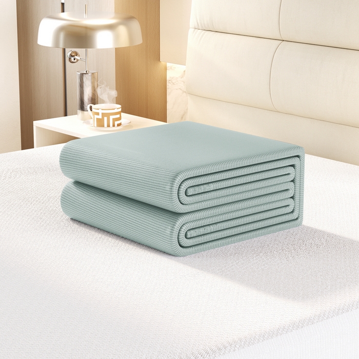 91家纺网 家纺一手货源 找家纺 爱宝被业 2025新款冰丝凉席刺绣款 绿