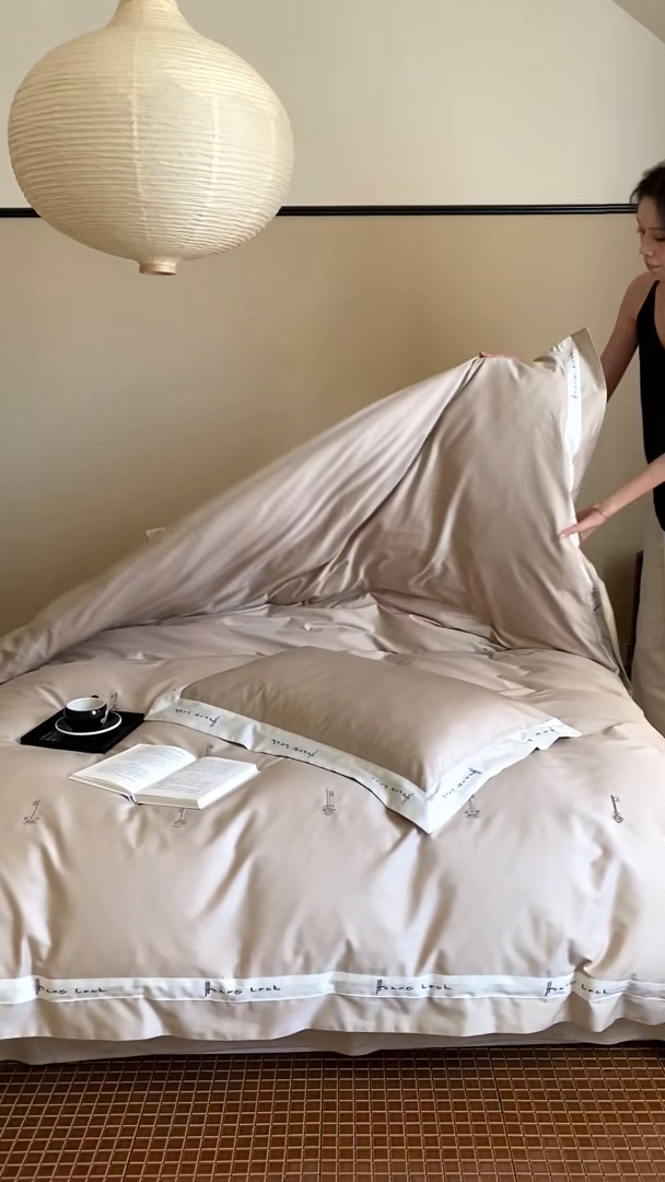 91家纺网 家纺一手货源 找家纺 （总）赫帛 2024新款50s缎纹数码印花长绒棉四件套--钥匙系列