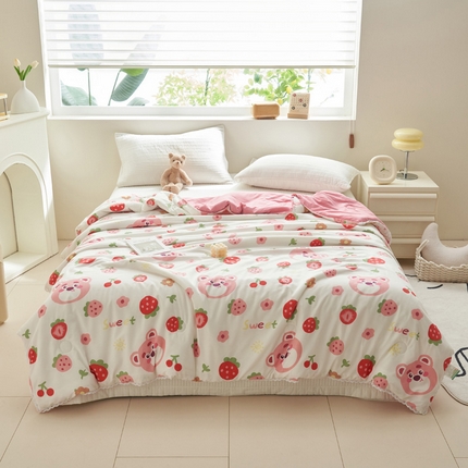 畅销被业 2025新款水洗棉印花夏被夏凉被空调被 草莓蛋糕