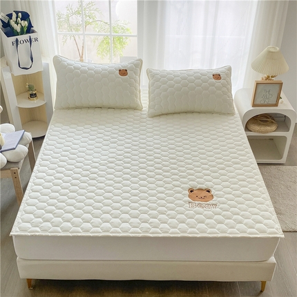 91家纺网 家纺一手货源 找家纺 （总）恋绒家纺 2025新款A类刺绣款床褥学生软床垫子床护垫软垫（图1）