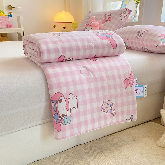 91家纺网 家纺一手货源 找家纺 DS-2025新款儿童卡通三丽鸥正版授权A类针织棉夏被系列 粉格美乐蒂