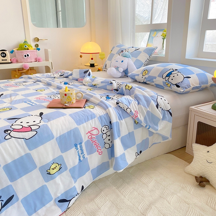 91家纺网 家纺一手货源 找家纺 DS-2025新款儿童卡通三丽鸥正版授权A类针织棉夏被系列 蓝格帕恰狗