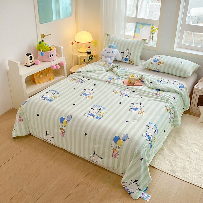 91家纺网 家纺一手货源 找家纺 DS-2025新款儿童卡通三丽鸥正版授权A类针织棉夏被系列 气球帕恰狗