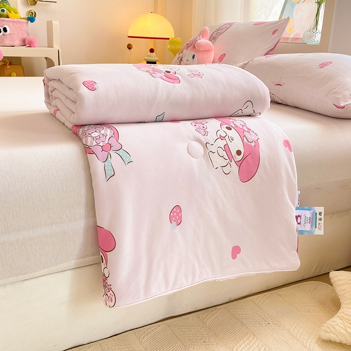 91家纺网 家纺一手货源 找家纺 DS-2025新款儿童卡通三丽鸥正版授权A类针织棉夏被系列 甜甜美乐蒂