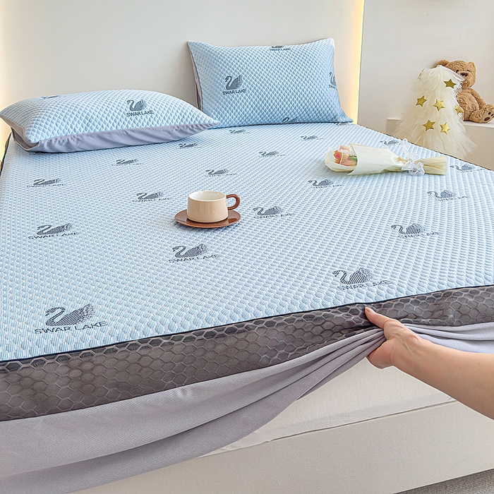 91家纺网 家纺一手货源 找家纺 邦妮家纺 2024新款A类凉感丝床笠凉席床垫30公分内可用 动物乐园-蓝