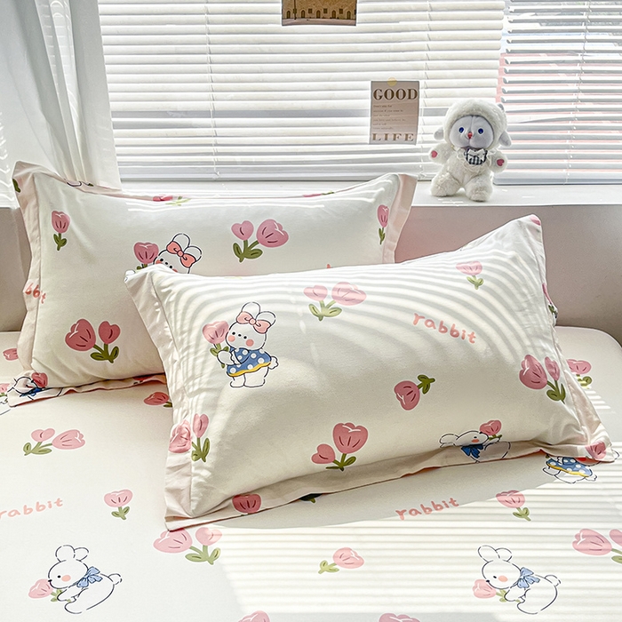 91家纺网 家纺一手货源 找家纺 涵宸家纺 2024新款全棉小清新印花单品套件--单床笠 床笠-花丛兔