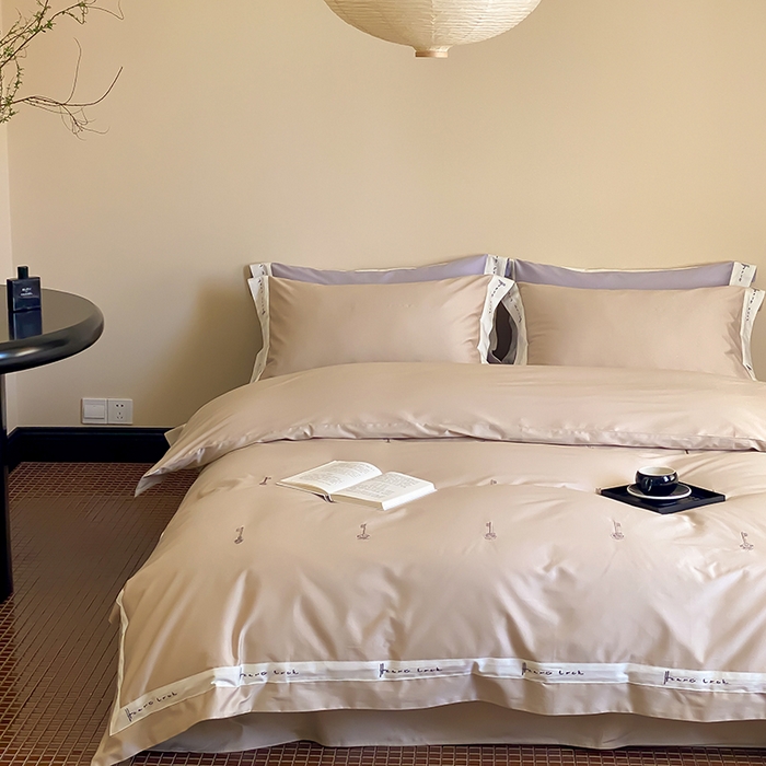 91家纺网 家纺一手货源 找家纺 赫帛 2024新款50s缎纹数码印花长绒棉四件套--钥匙系列 钥匙-浅咖色