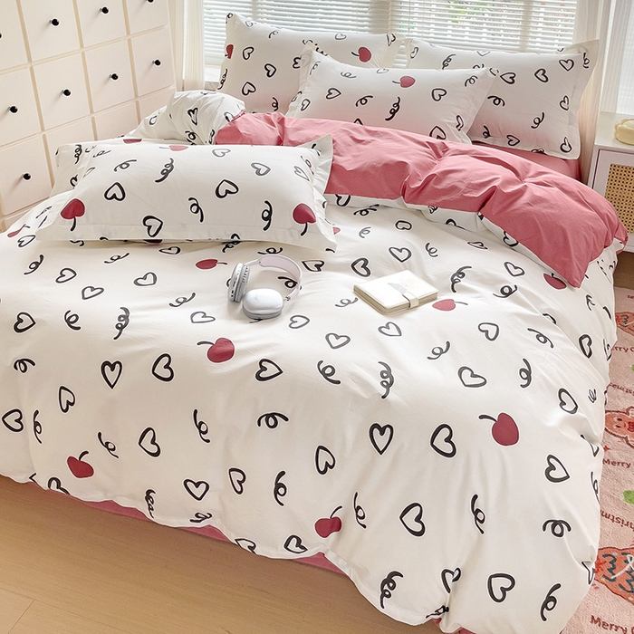 91家纺网 家纺一手货源 找家纺 大柏树 2025新款全棉13376印花四件套系列（可定制）-床单四件套 比心-红